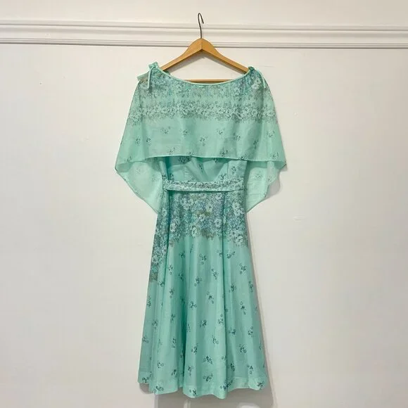 Vintage FRANCIS GALE 70s Aquamarine Floral Print Cape Dress - Size S/M - Picture 2 of 16